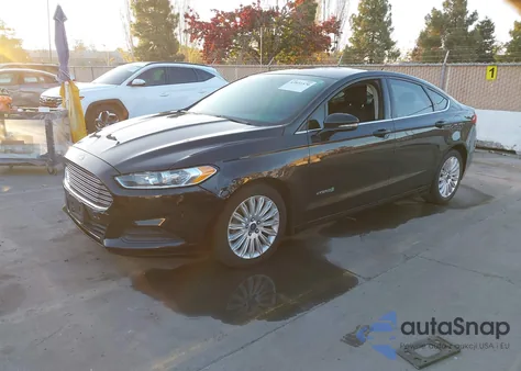 2015 Ford Fusion Hybrid Se z USA, uszkodzony, nr VIN 3FA6P0LU0FR294549